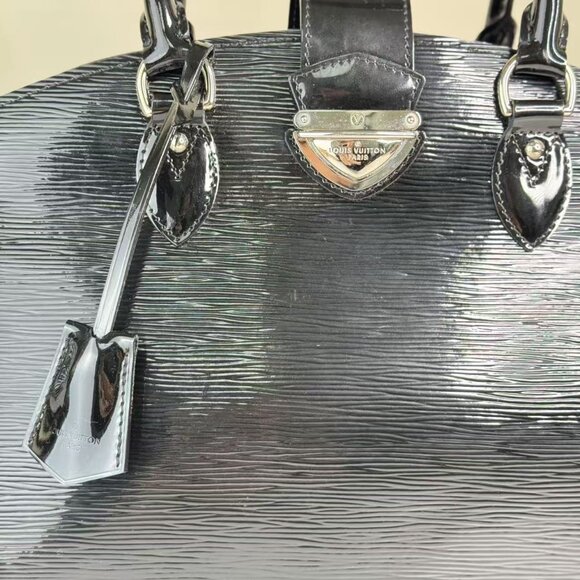 Louis Vuitton Black Pont Nwuf Handbag Epi Leather - Picture 2 of 11